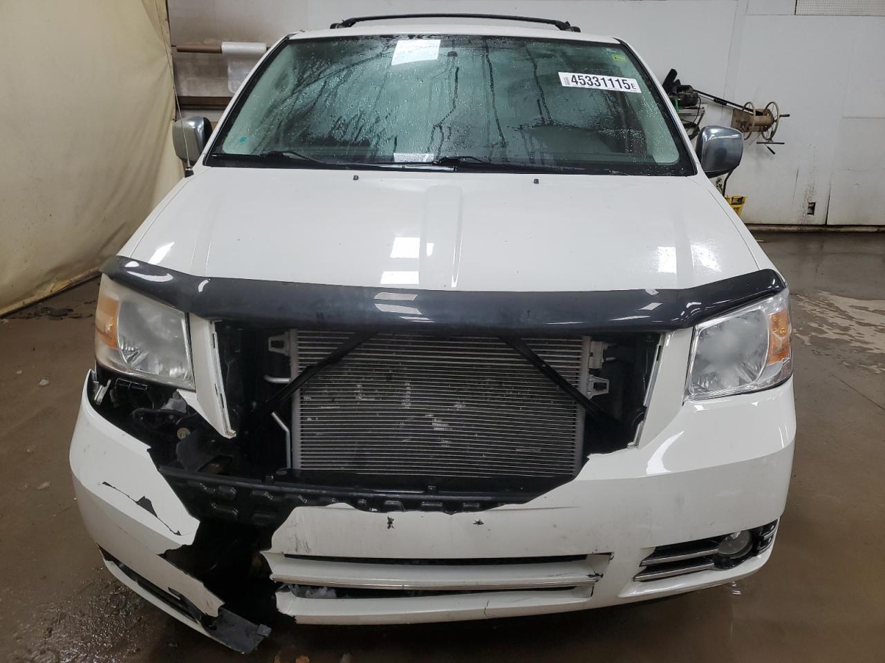 2010 Dodge Caravan - Image 5
