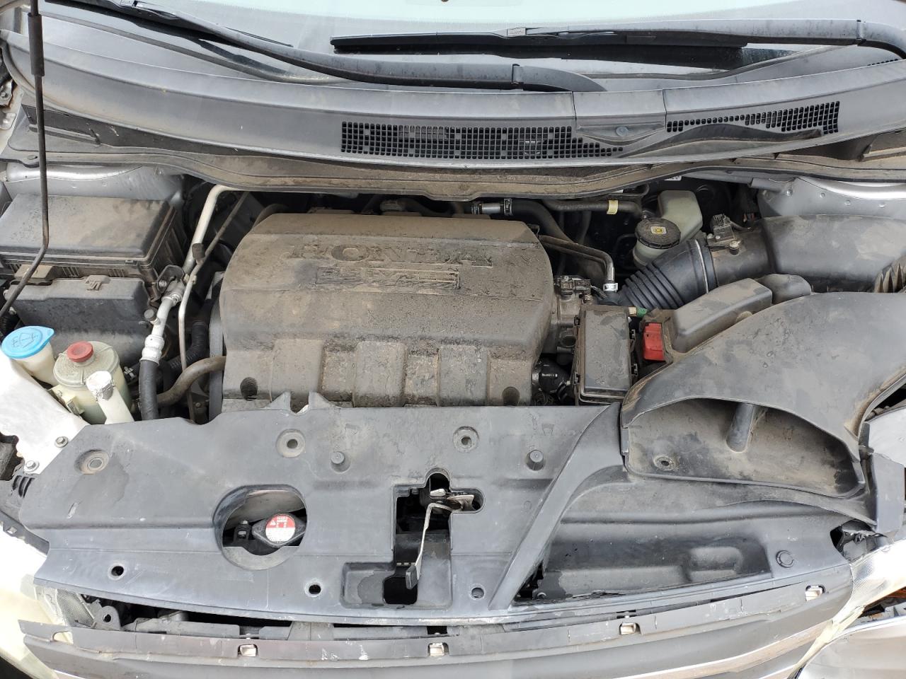 2012 Honda Odyssey - Image 12