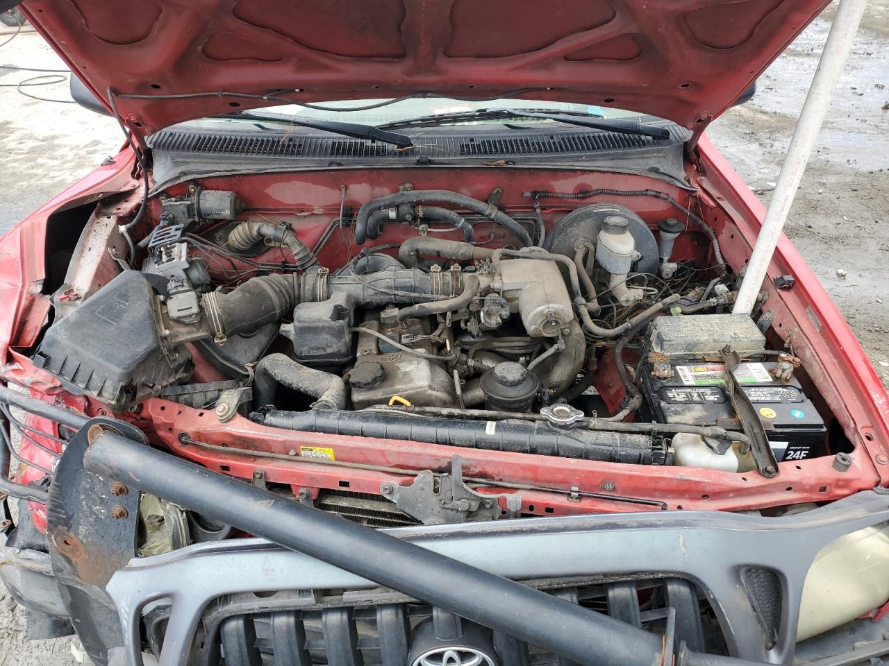 2004 Toyota Tacoma - Image 11