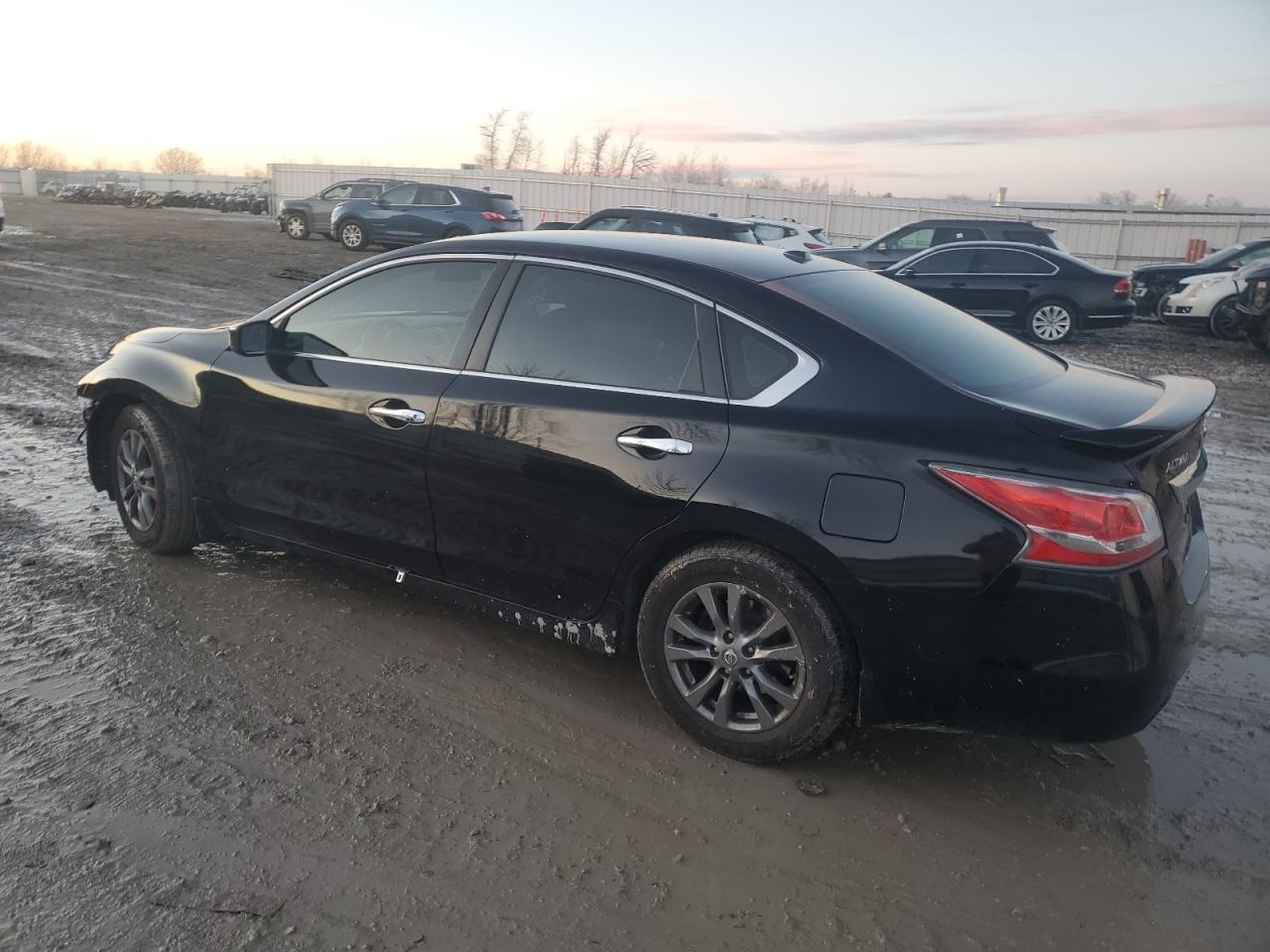 2015 Nissan Altima - Image 2