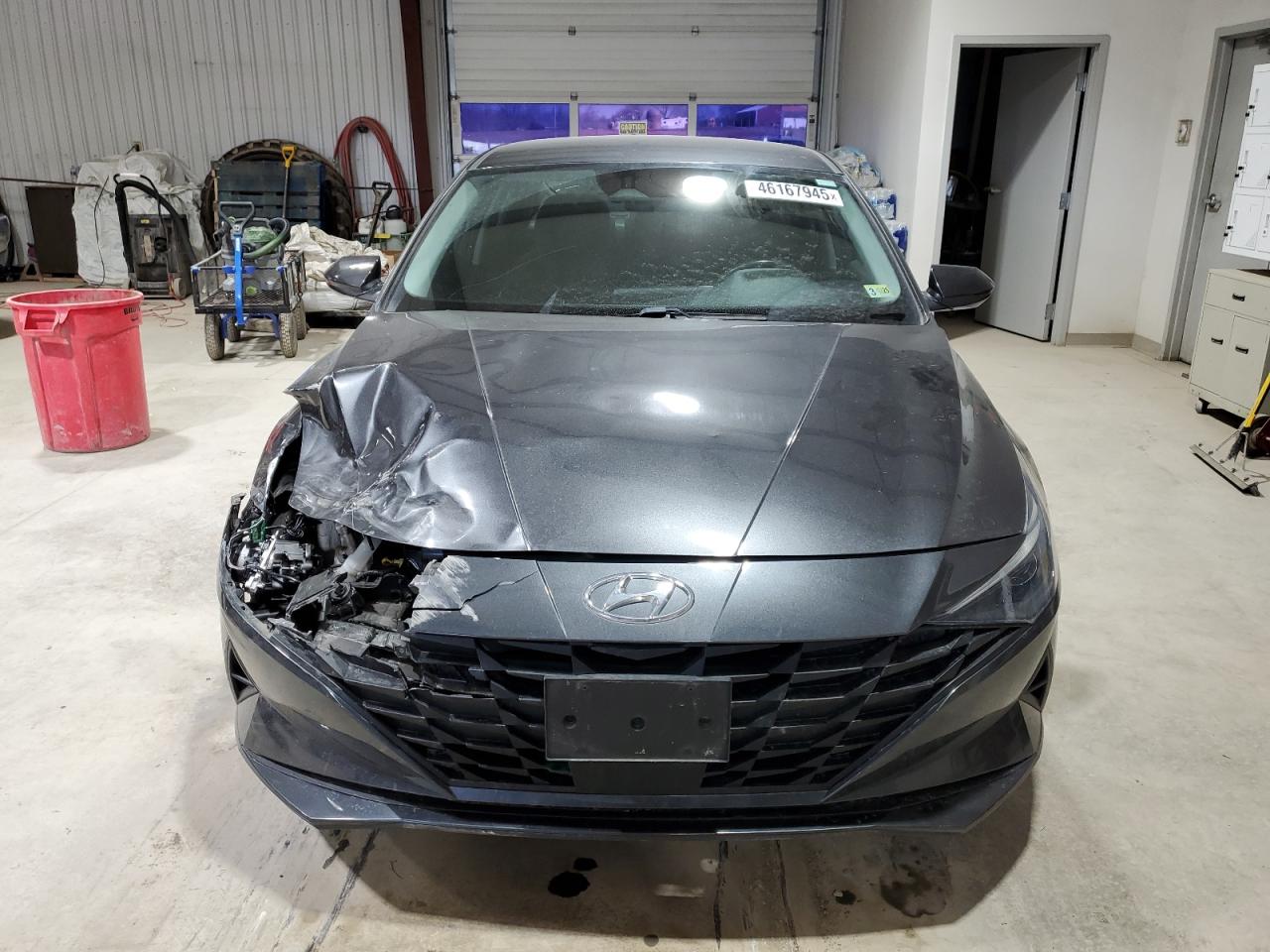 2021 Hyundai Elantra - Image 5