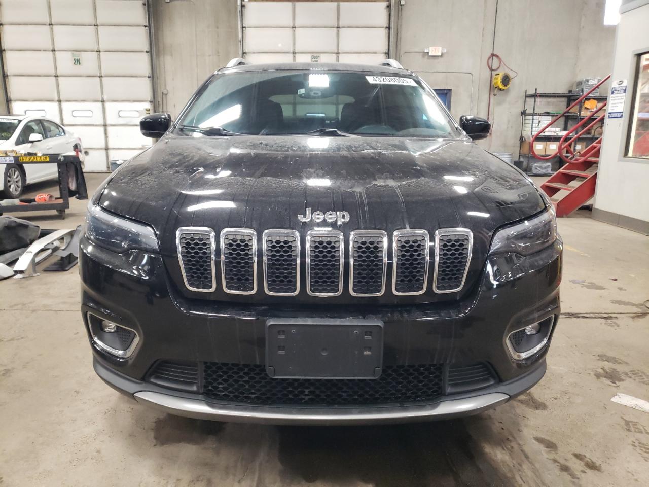 2019 Jeep Grand Cherokee - Image 5