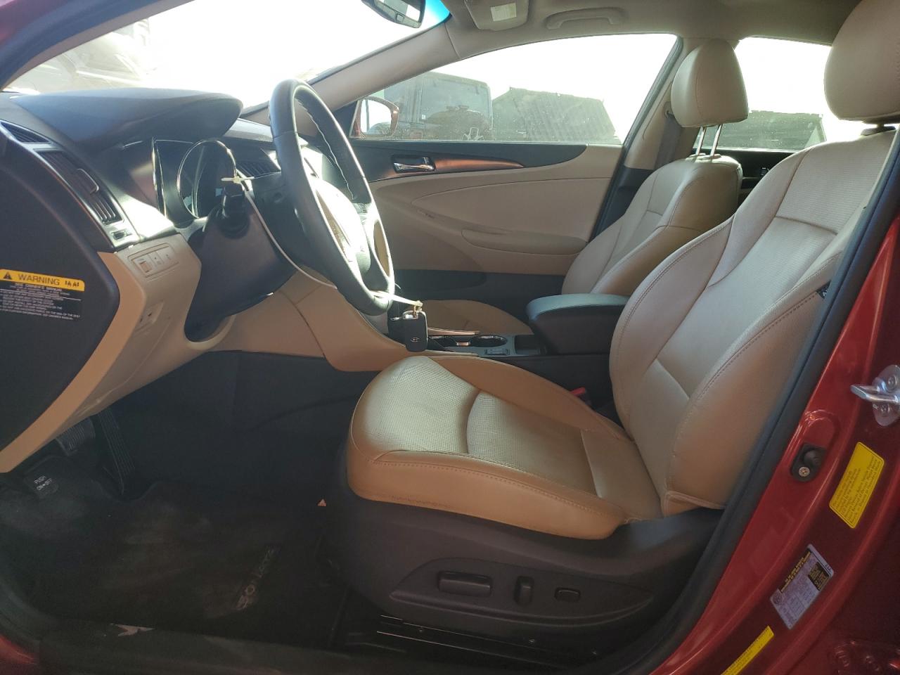 2012 Hyundai Sonata - Image 7