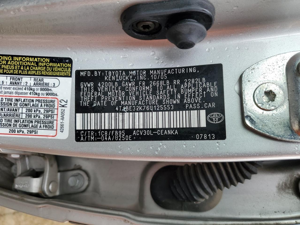 2006 Toyota Camry - Image 12