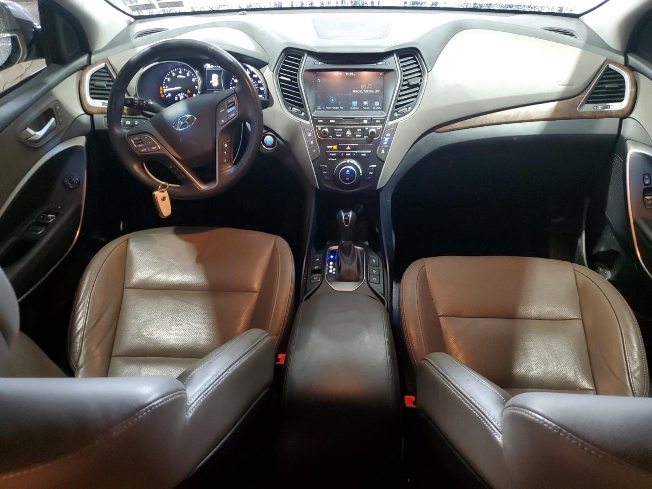 2018 Hyundai Santa Fe - Image 8