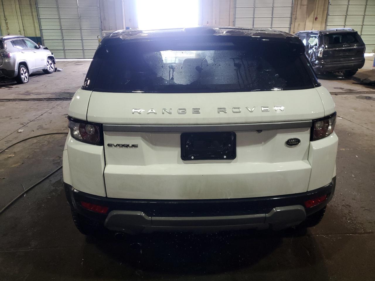2015 Land Rover Range Rover - Image 6