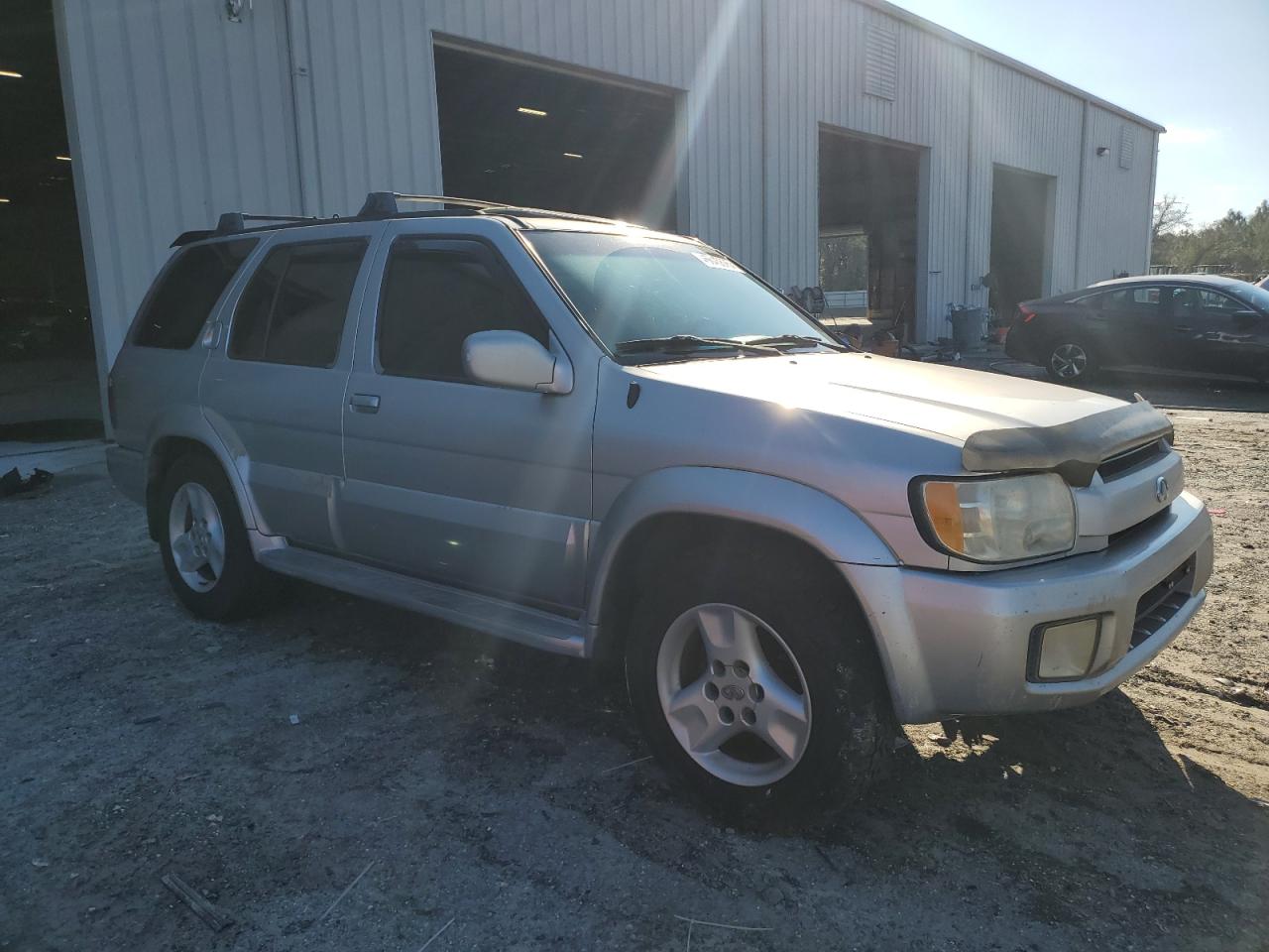 2003 Infiniti QX4 - Image 4