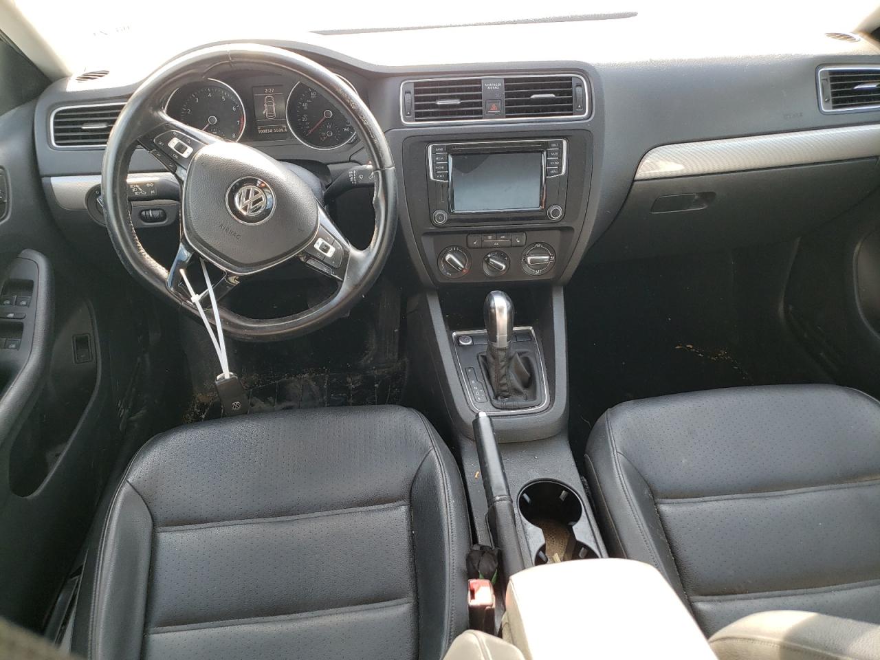 2017 Volkswagen Jetta - Image 8