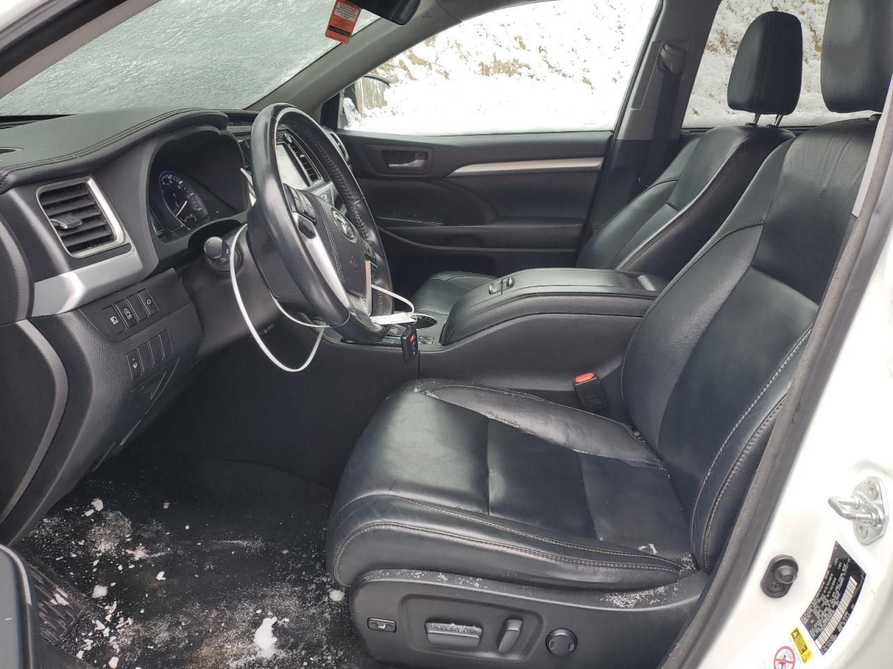 2017 Toyota Highlander - Image 7