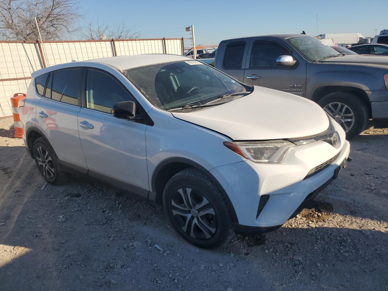 2017 Toyota RAV 4 - Image 4