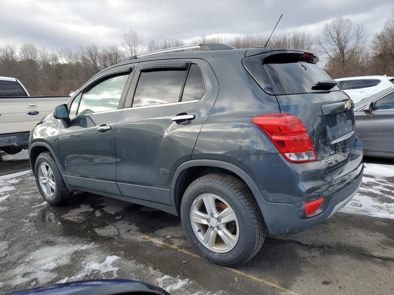 2017 Chevrolet Trax - Image 2