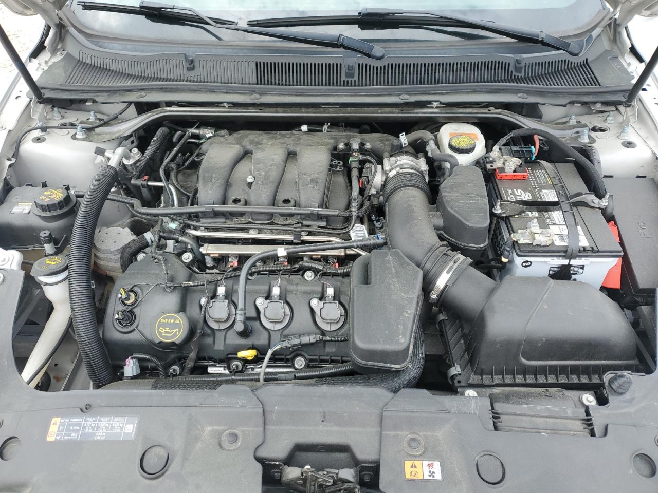 2019 Ford Taurus - Image 13