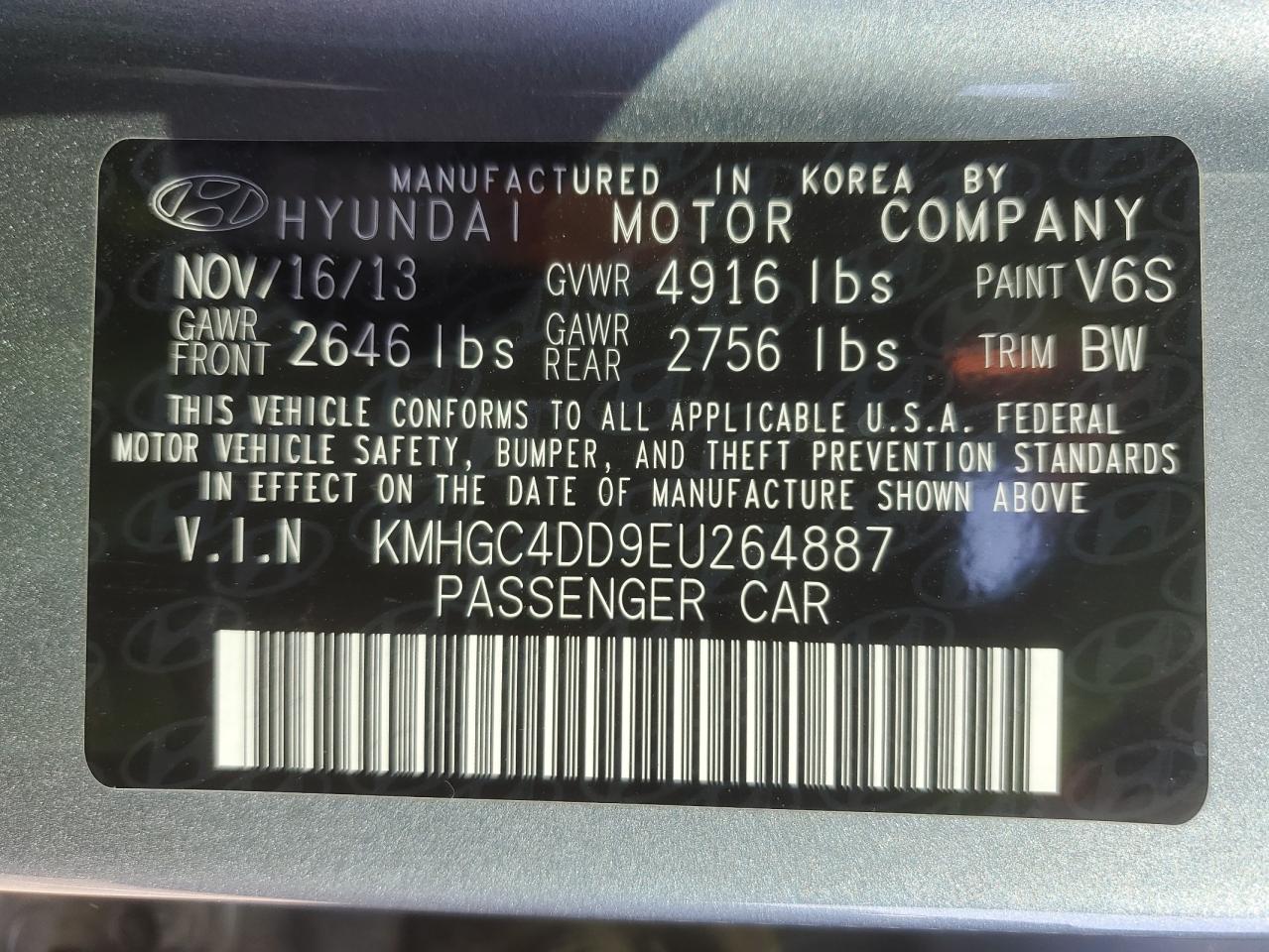 2014 Hyundai Genesis - Image 12