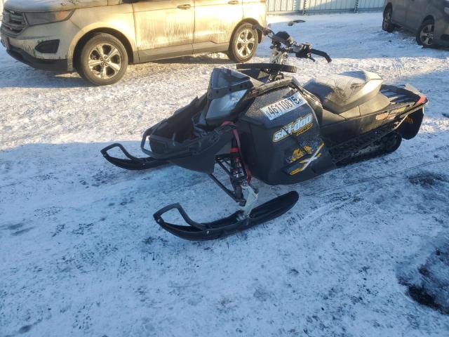 2010 SKIDOO SNOWBMOBIL  