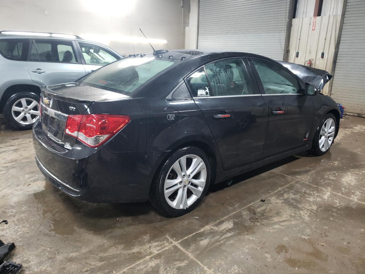 2015 Chevrolet Cruze - Image 3