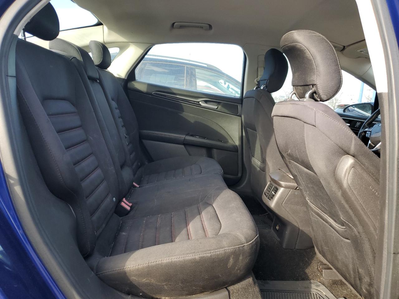 2013 Ford Fusion - Image 10
