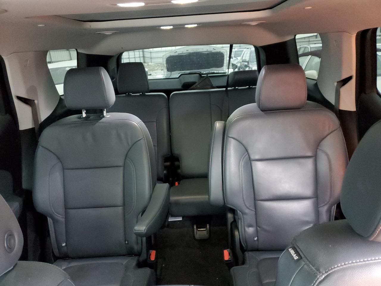 2019 Chevrolet Traverse - Image 10