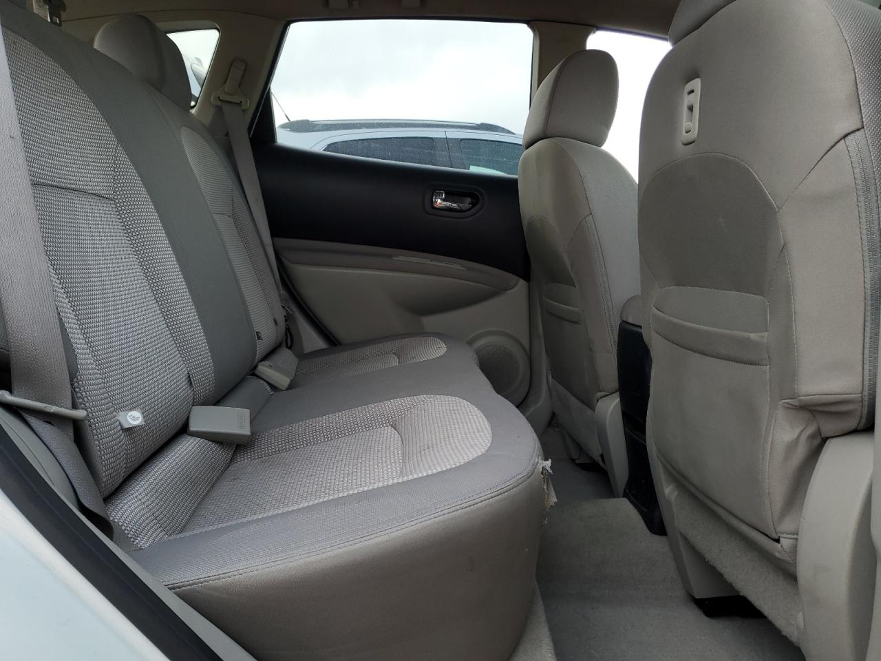 2012 Nissan Rogue - Image 11