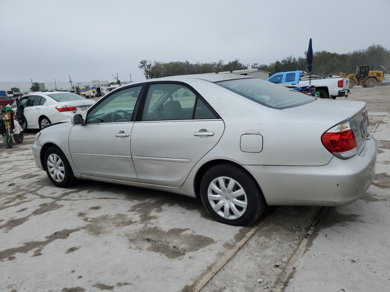 2006 Toyota Camry - Image 2