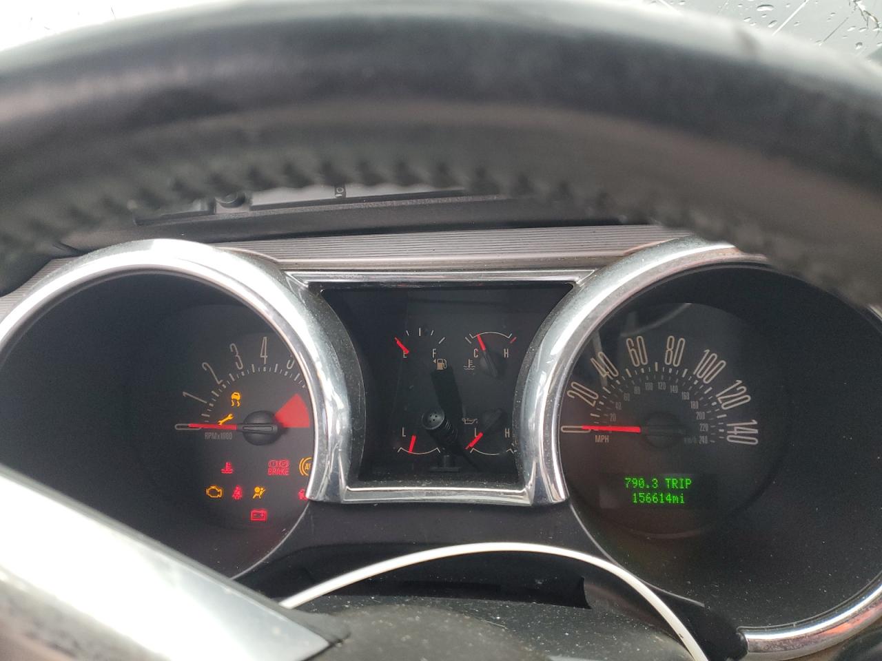 2006 Ford Mustang - Image 9