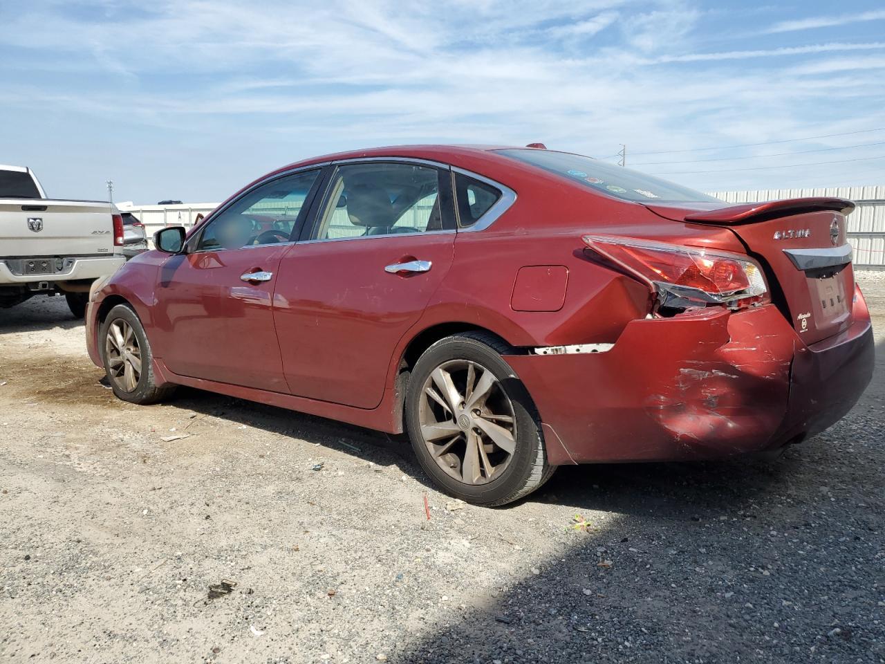 2013 Nissan Altima - Image 2