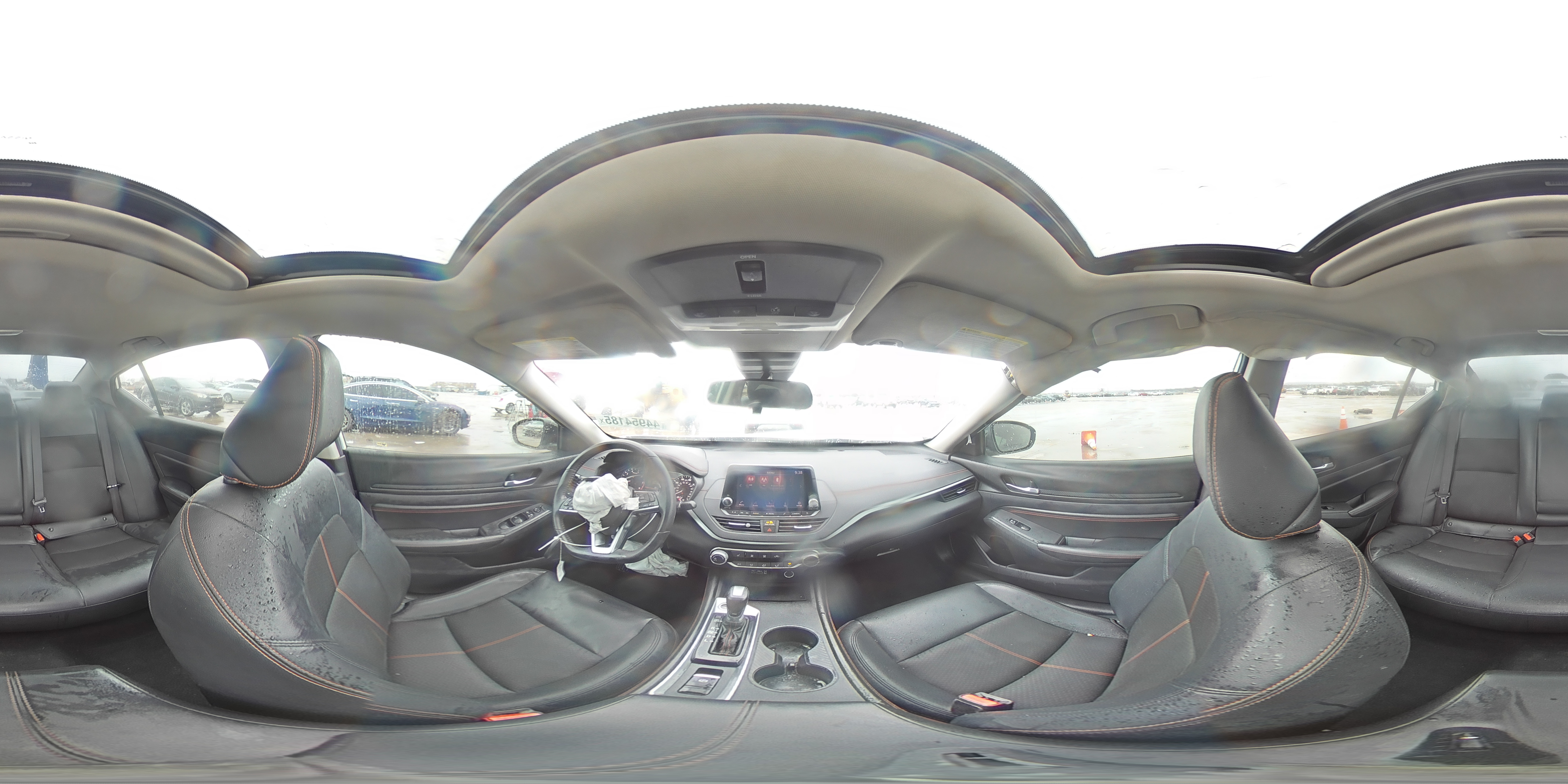 2020 Nissan Altima - Image 14