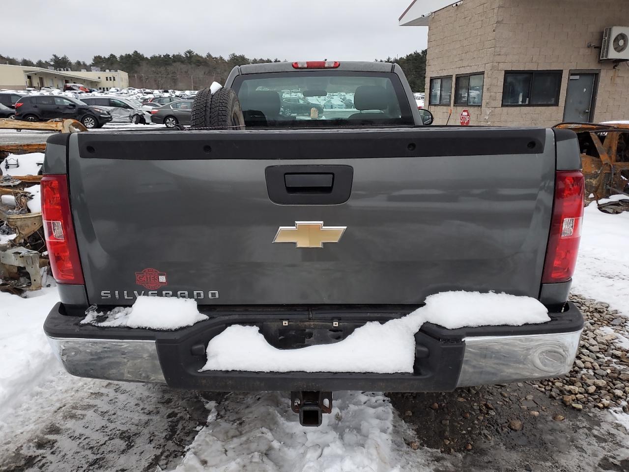 2011 Chevrolet Silverado - Image 6