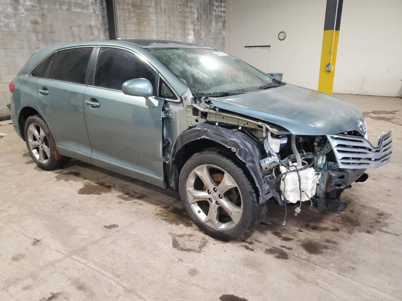 2010 Toyota Venza - Image 4