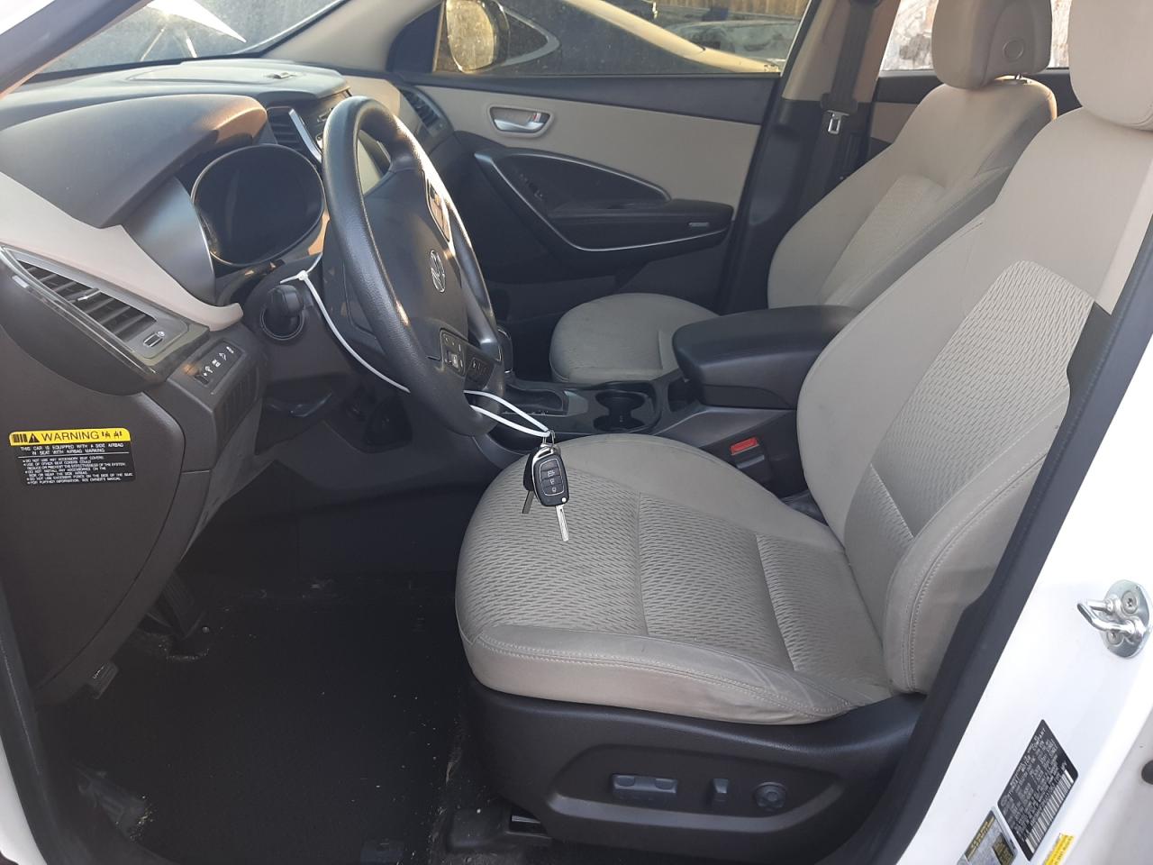 2017 Hyundai Santa Fe - Image 7