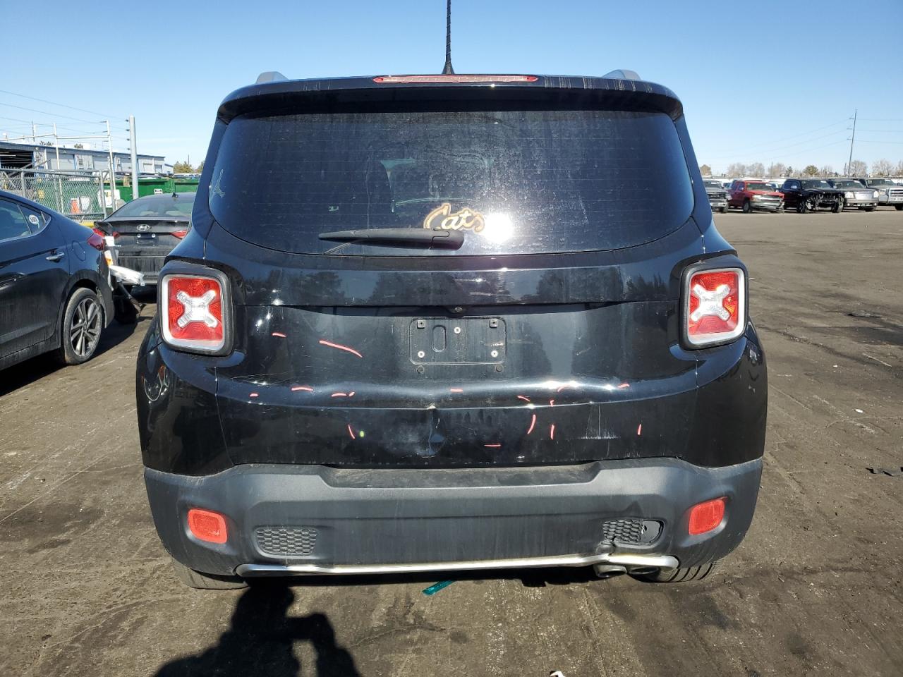 2016 Jeep Renegade - Image 6