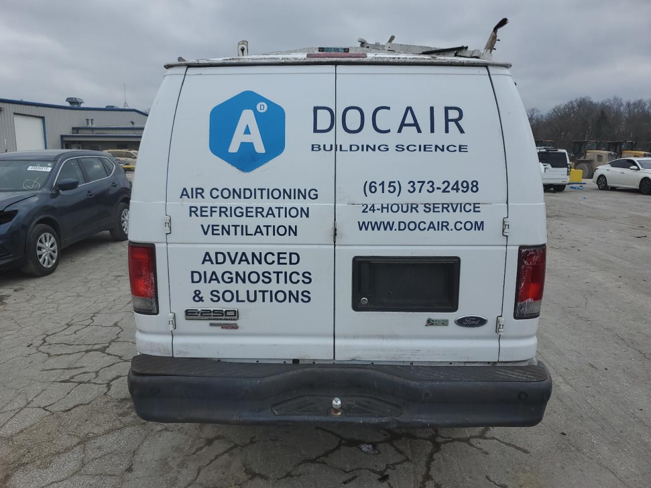 2014 Ford Econoline - Image 6