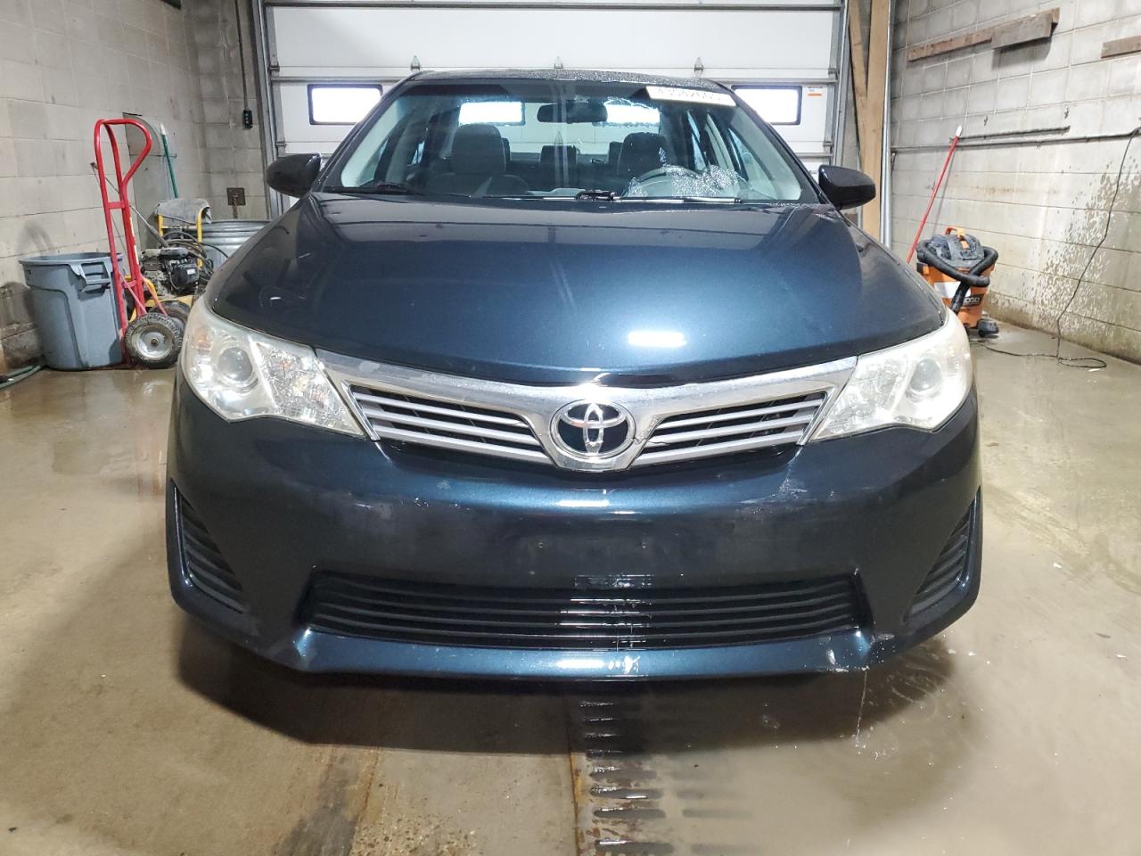 2013 Toyota Camry - Image 5