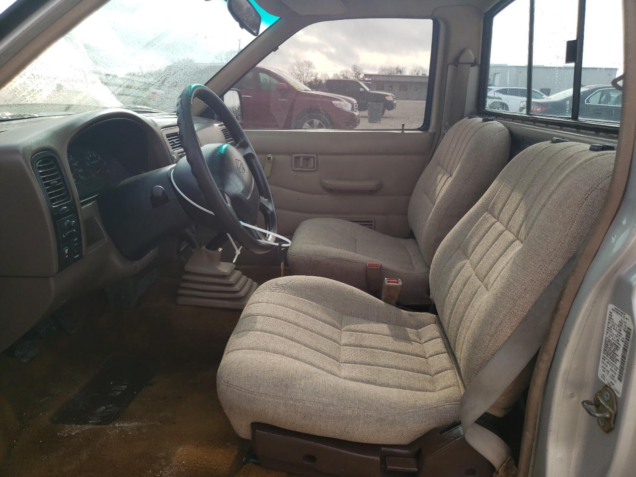 1997 Nissan Navara (Frontier) - Image 7