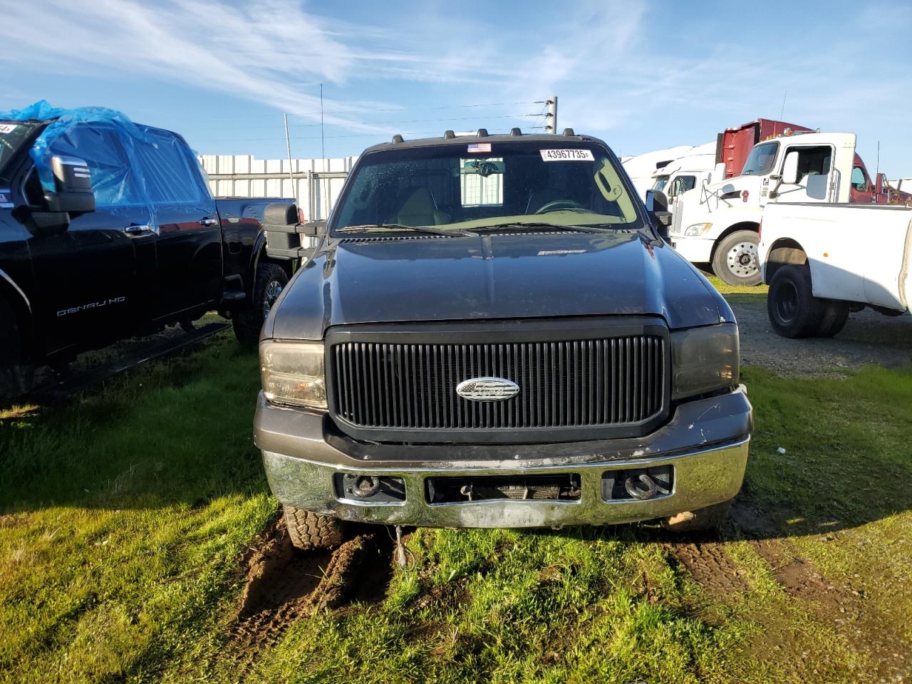 2006 Ford F350 - Image 5