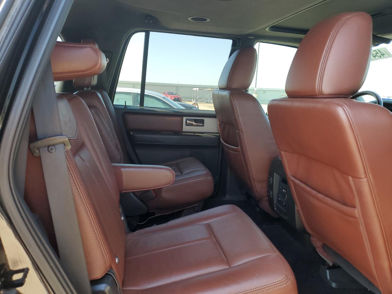 2014 Ford Expedition - Image 11
