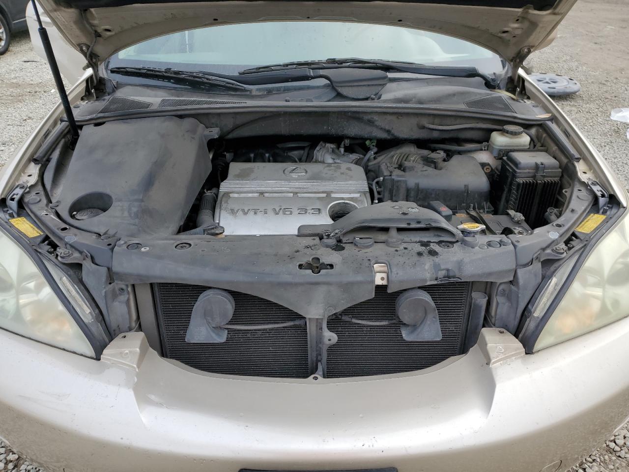 2004 Lexus RX - Image 12