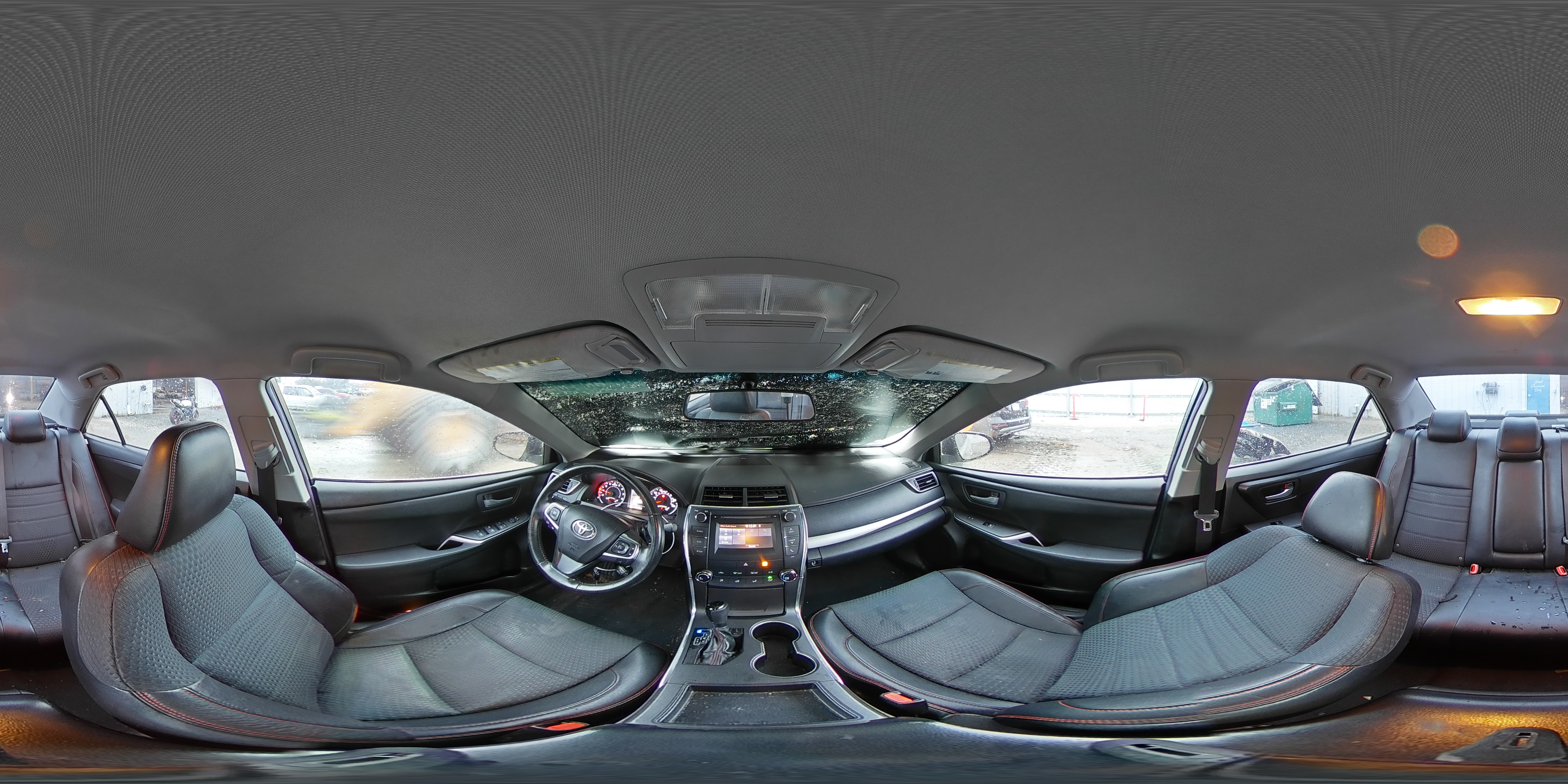 2015 Toyota Camry - Image 13