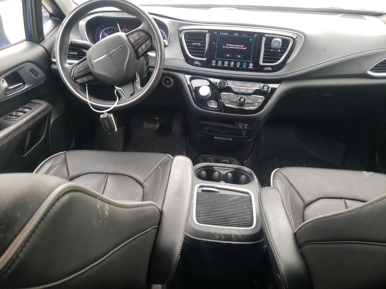 2020 Chrysler Pacifica - Image 8