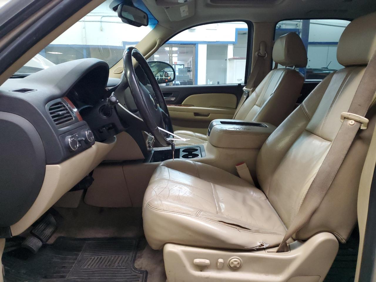 2007 Chevrolet Tahoe - Image 7
