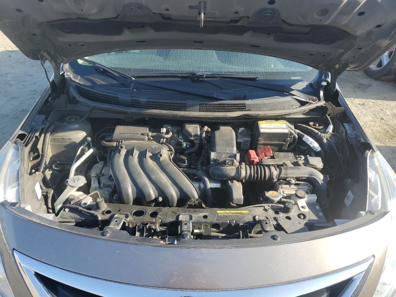 2015 Nissan Versa - Image 11