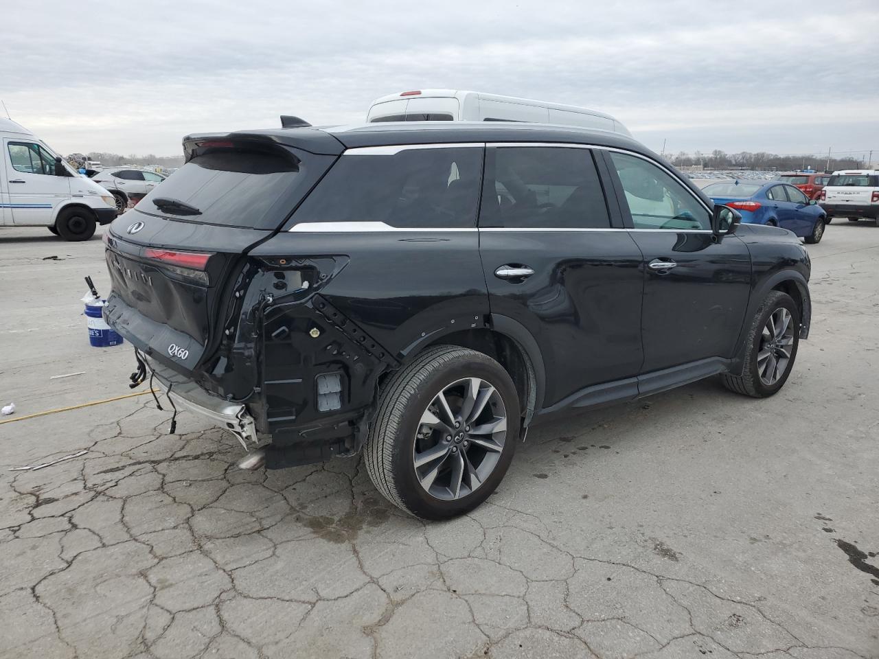 2024 Infiniti QX60 - Image 3
