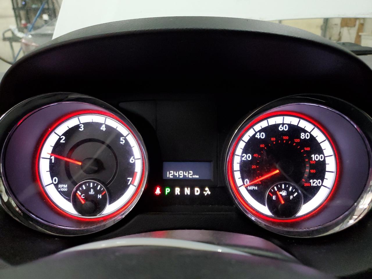 2020 Dodge Caravan - Image 9