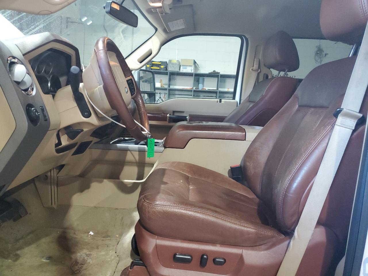 2011 Ford F250 - Image 7