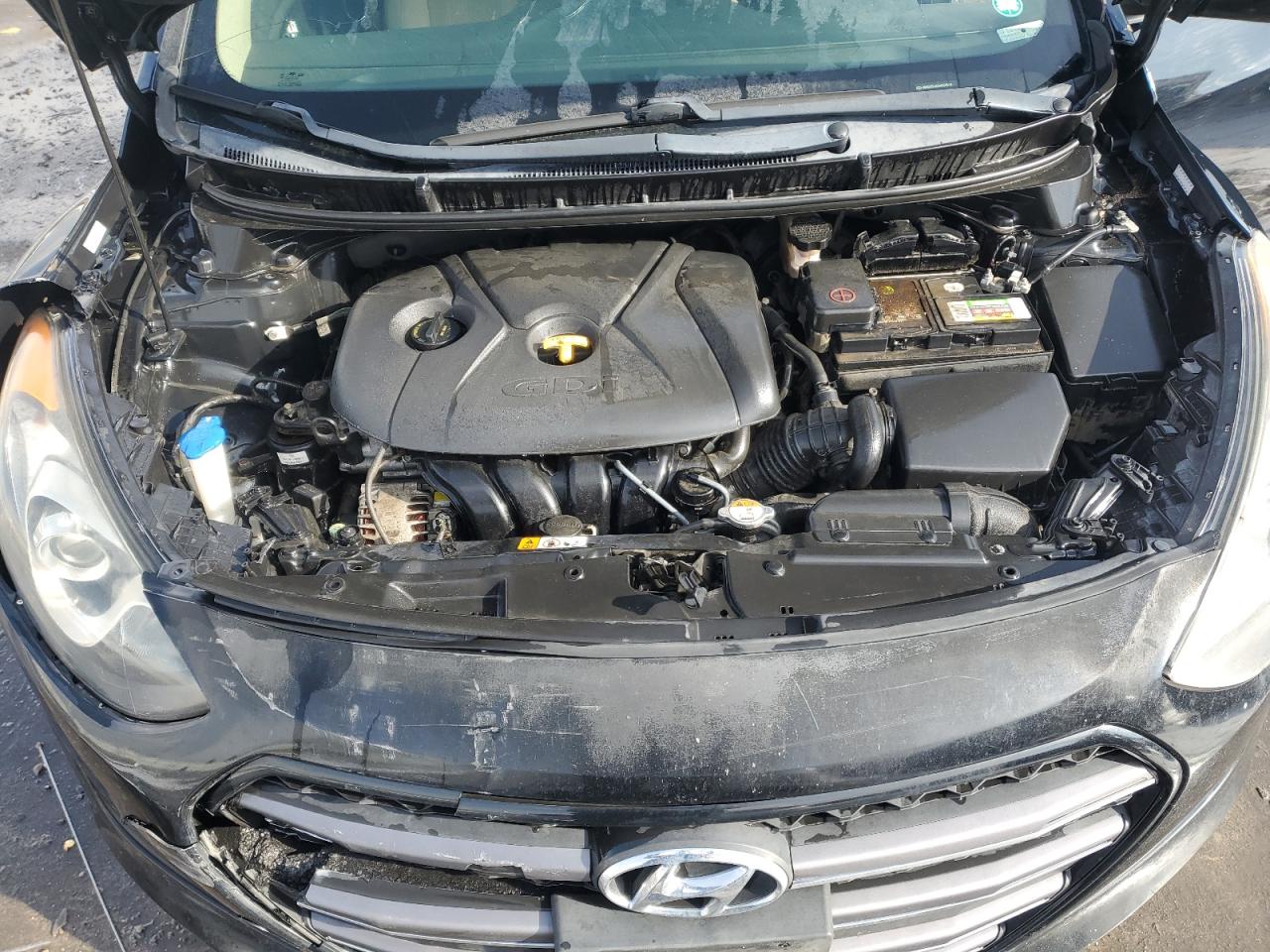 2017 Hyundai Elantra - Image 11