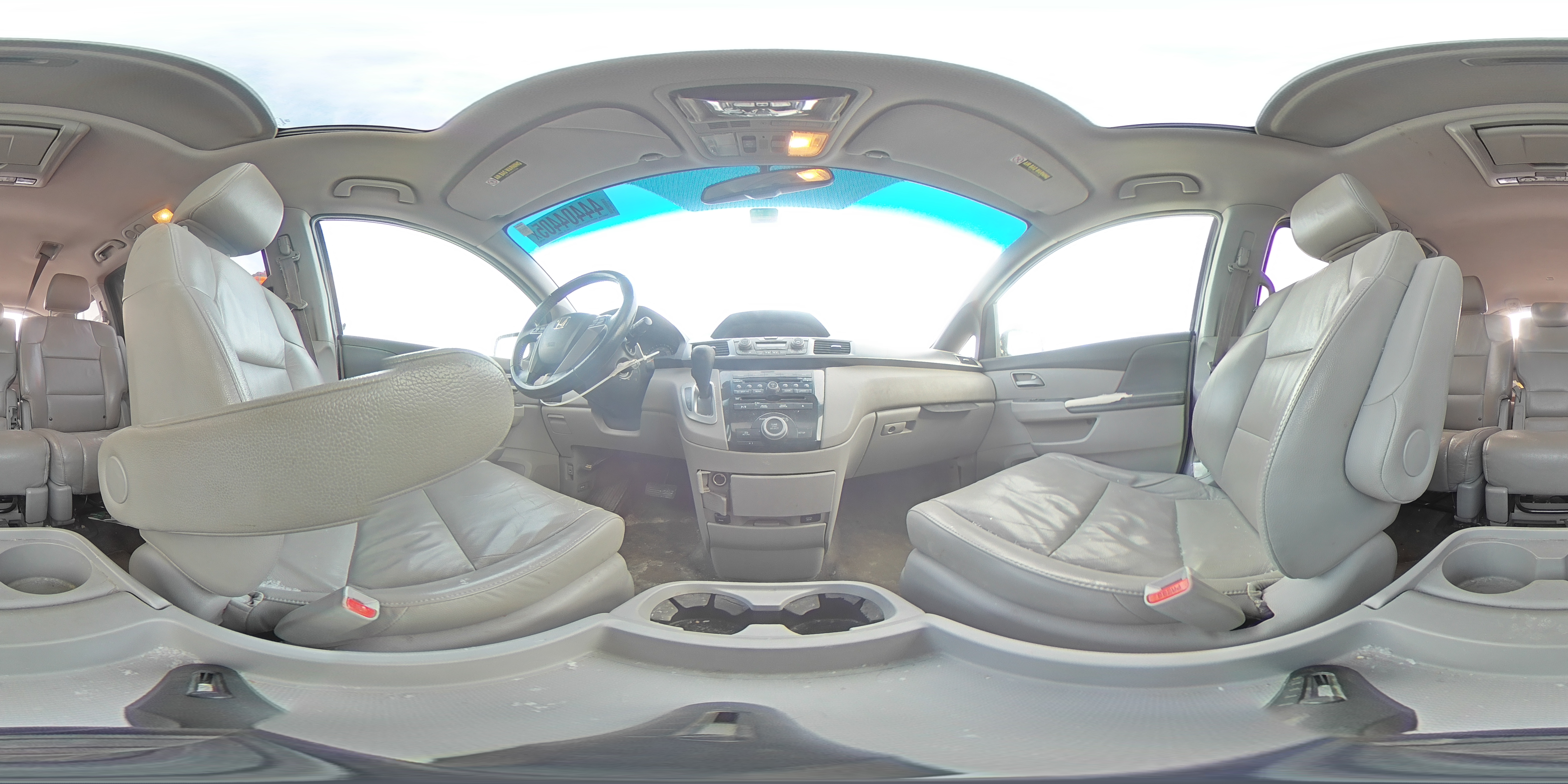 2011 Honda Odyssey - Image 14