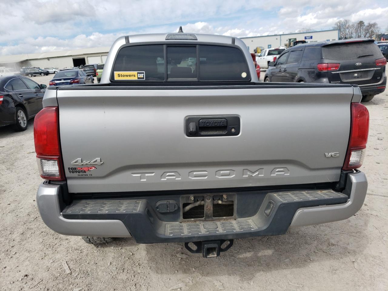 2020 Toyota Tacoma - Image 6