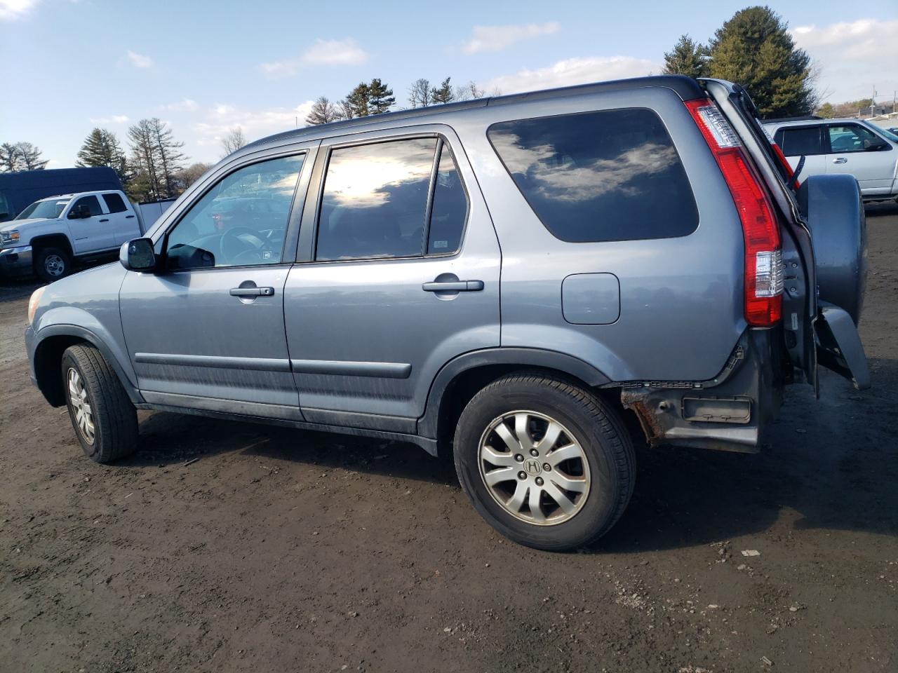 2006 Honda CR-V - Image 2