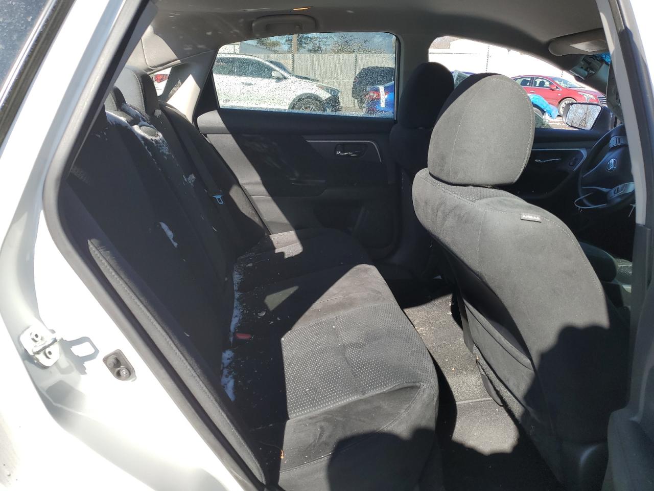2015 Nissan Altima - Image 10