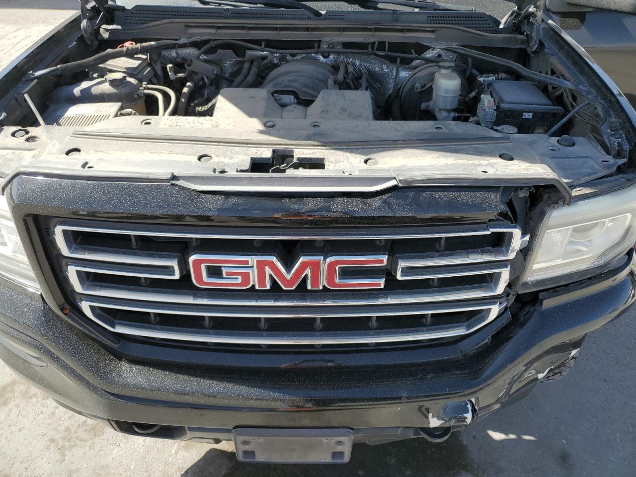2017 GMC Sierra - Image 11