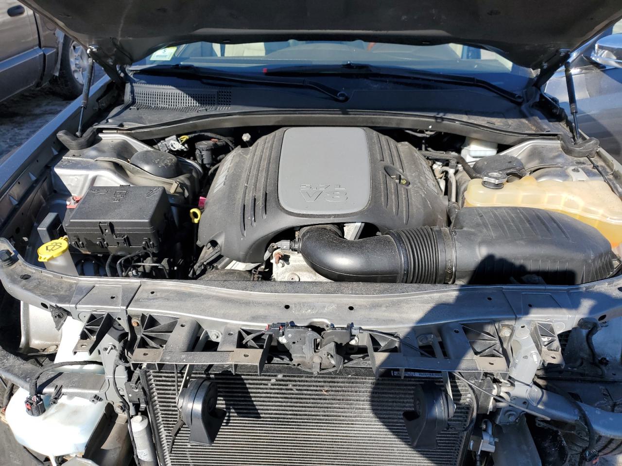 2011 Chrysler 300 - Image 11